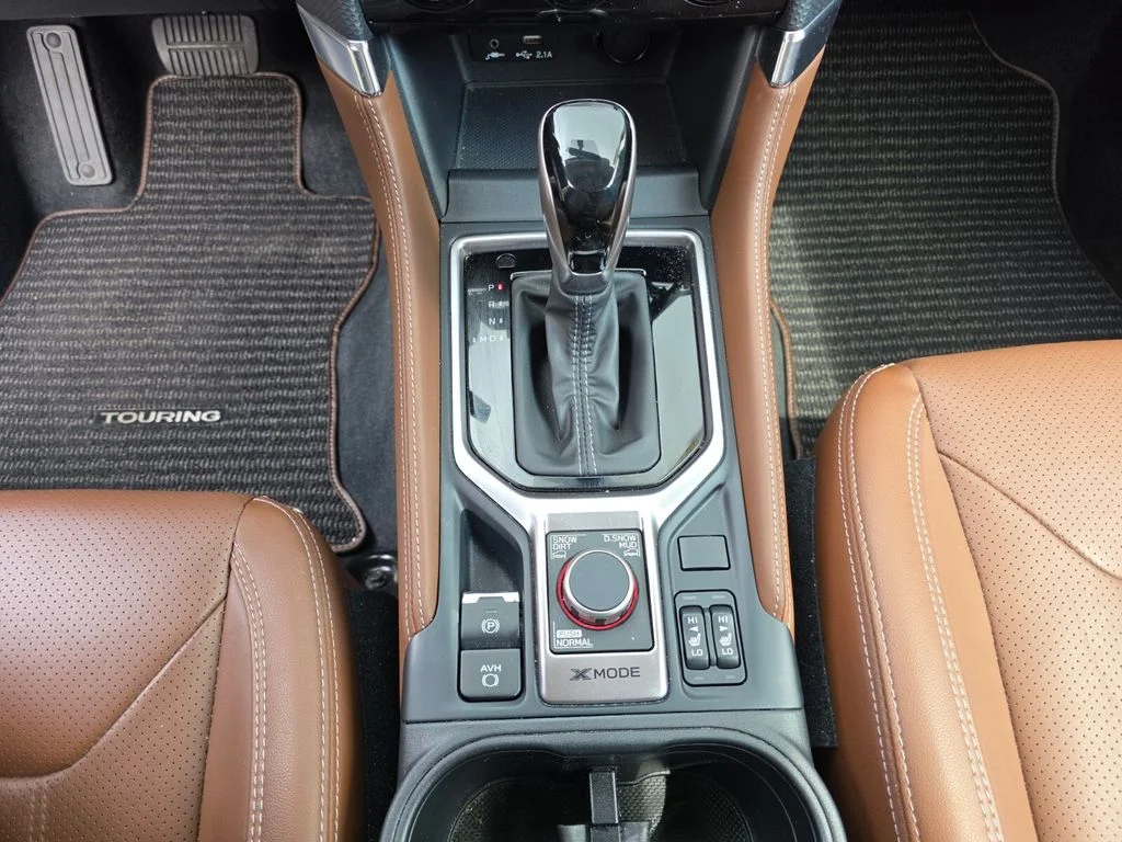 Used 2021 Blue Subaru Touring image 28