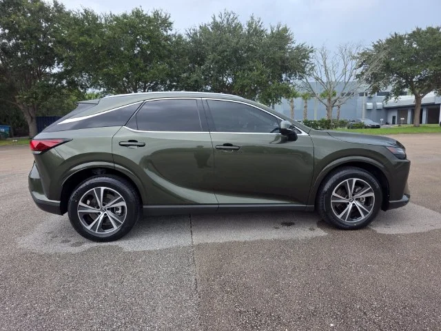 Certified Used 2025 Green Lexus 350 Premium image 2