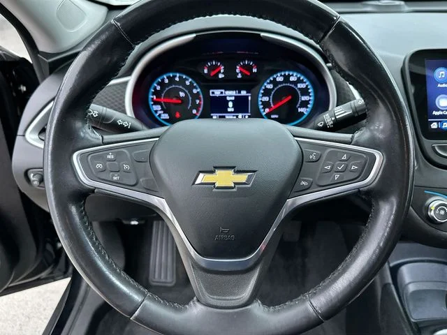 Used 2022 Black Chevrolet RS image 28