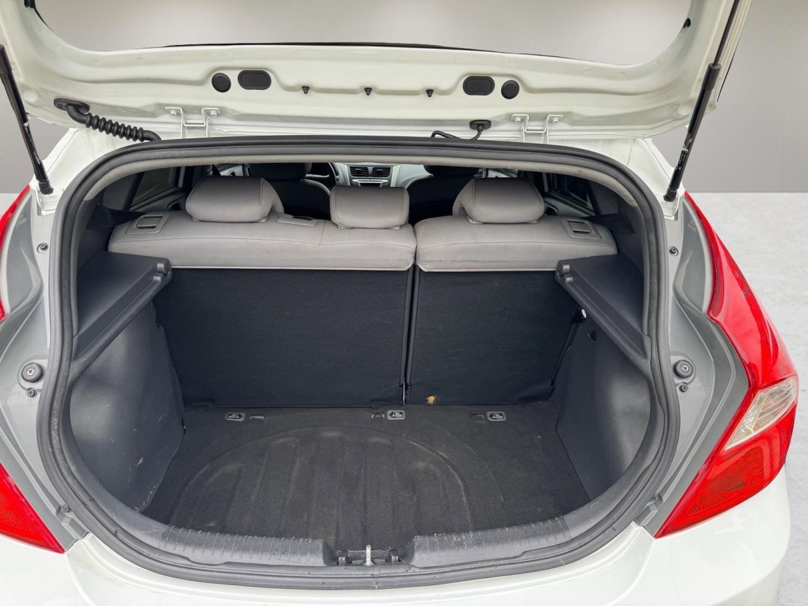 Used 2016 Century White Hyundai SE image 11