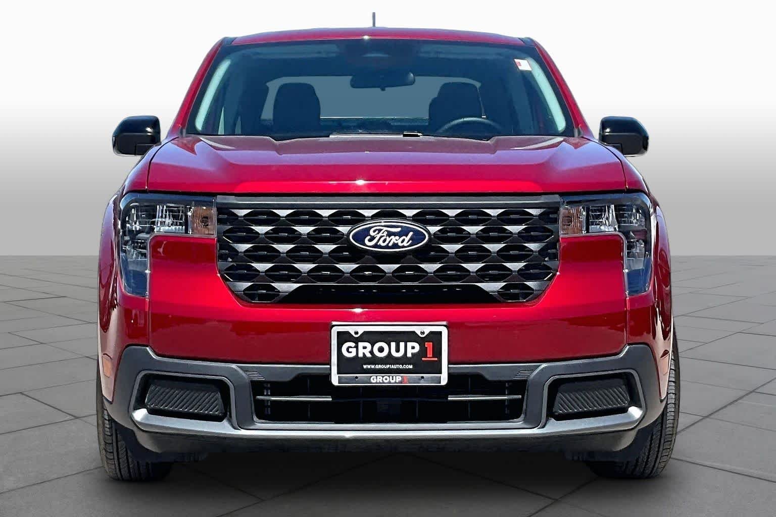 Used 2025 Ruby Red Metallic Tinted Clearcoat Ford XLT image 4