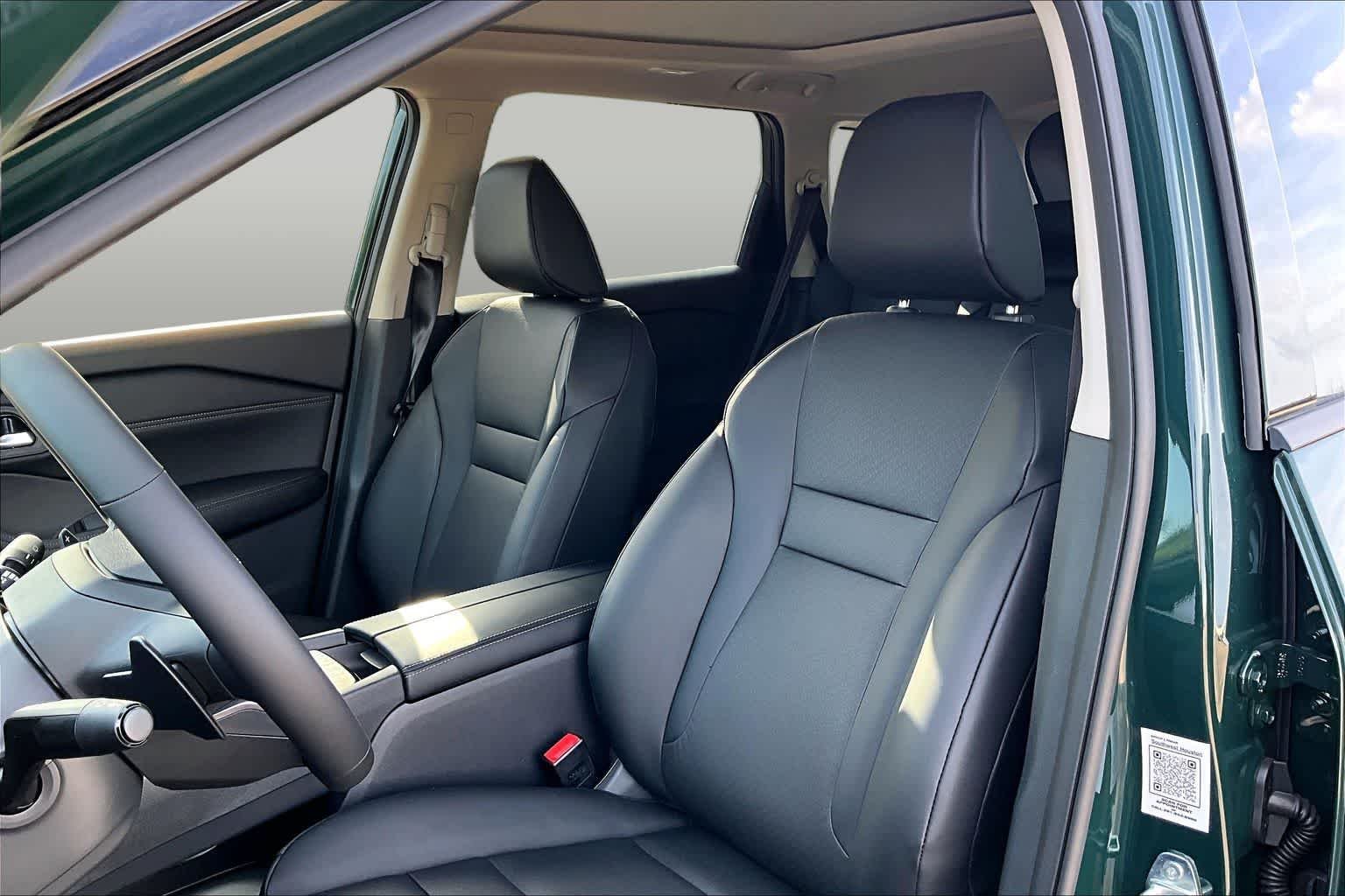 New 2026 Obsidian Green Pearl Nissan Dark Armor image 15