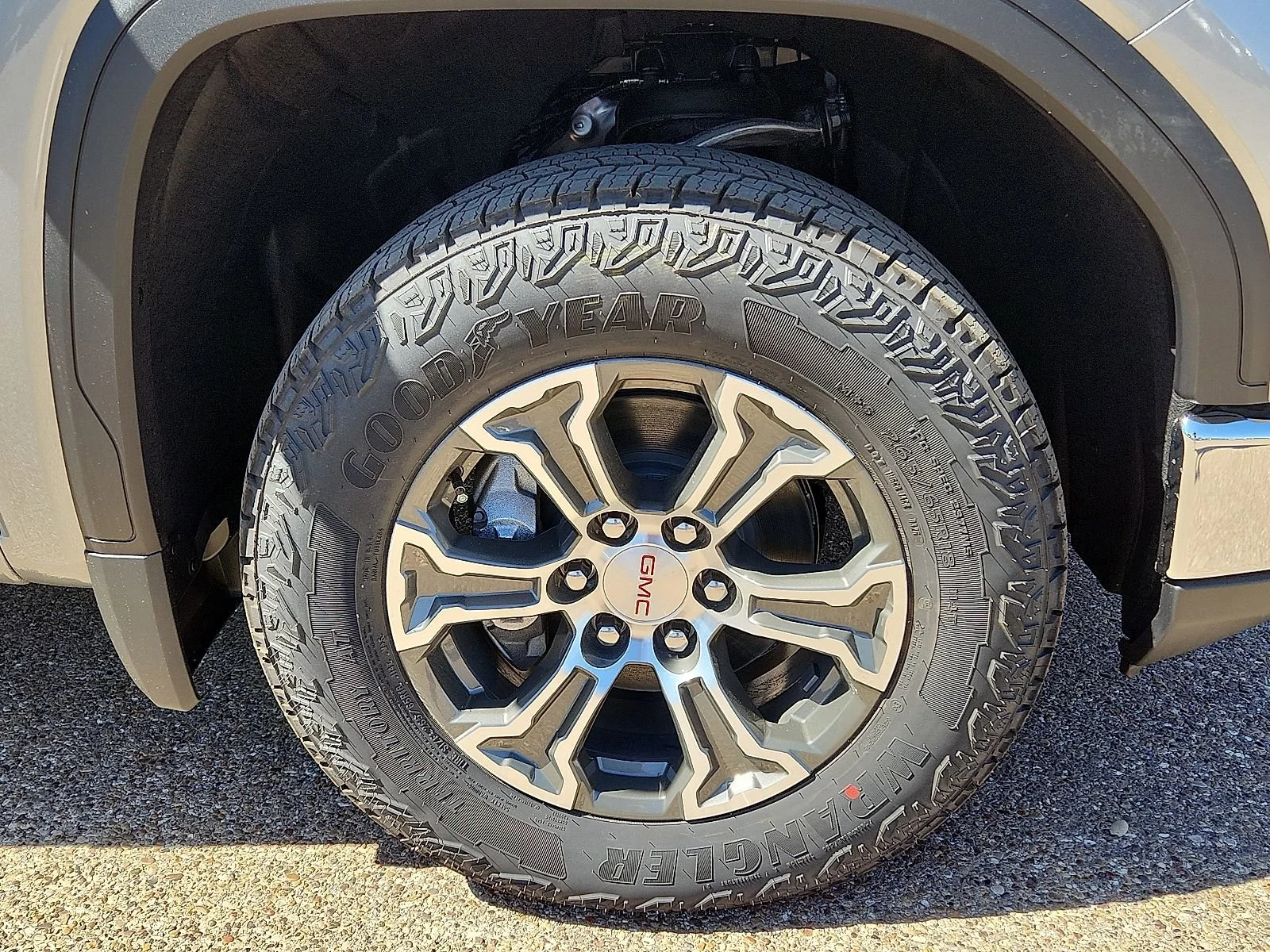 2026 GMC Sierra 1500 SLE - Photo 5