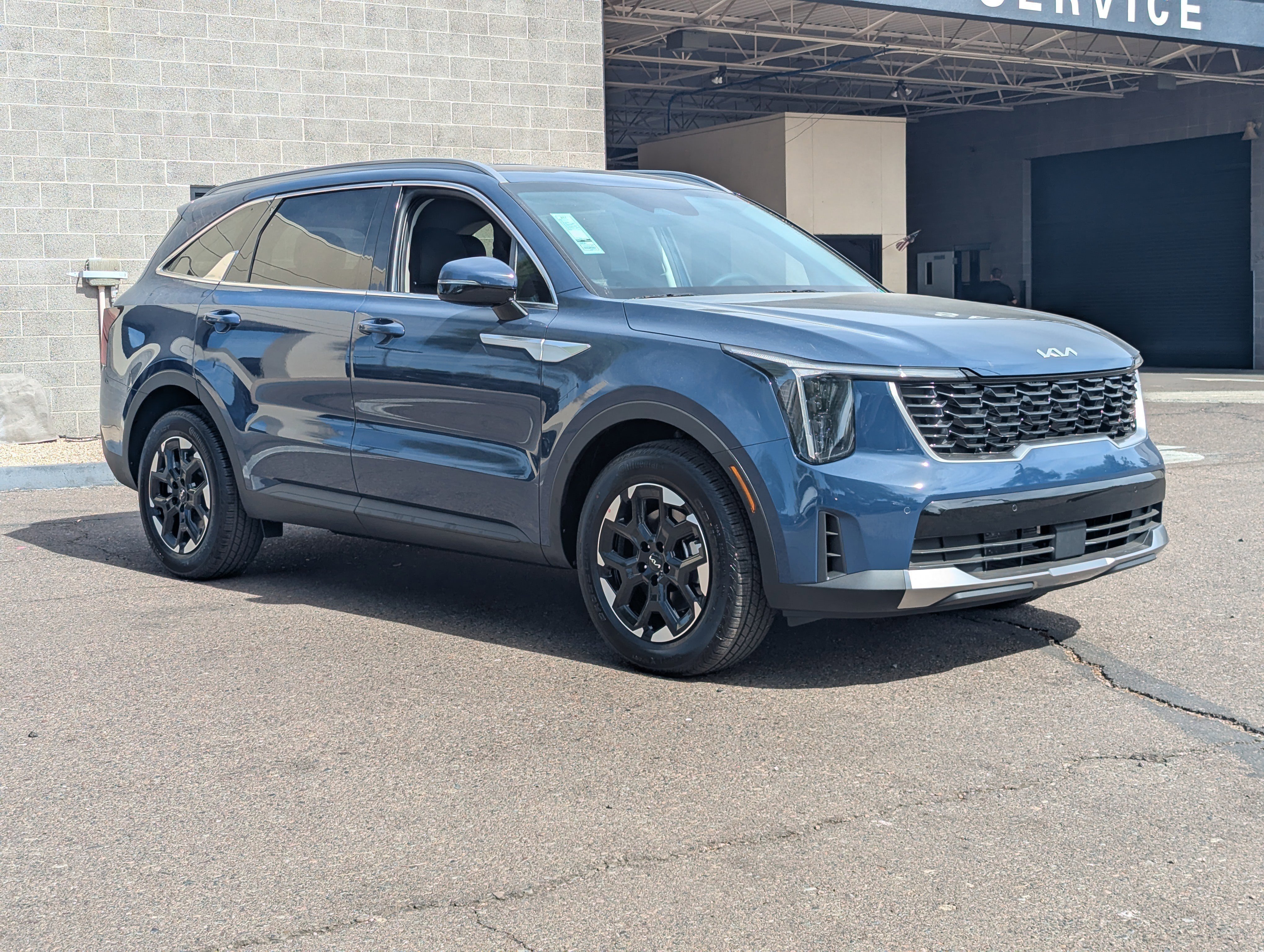New 2026 Midnight Lake Blue Kia S image 33
