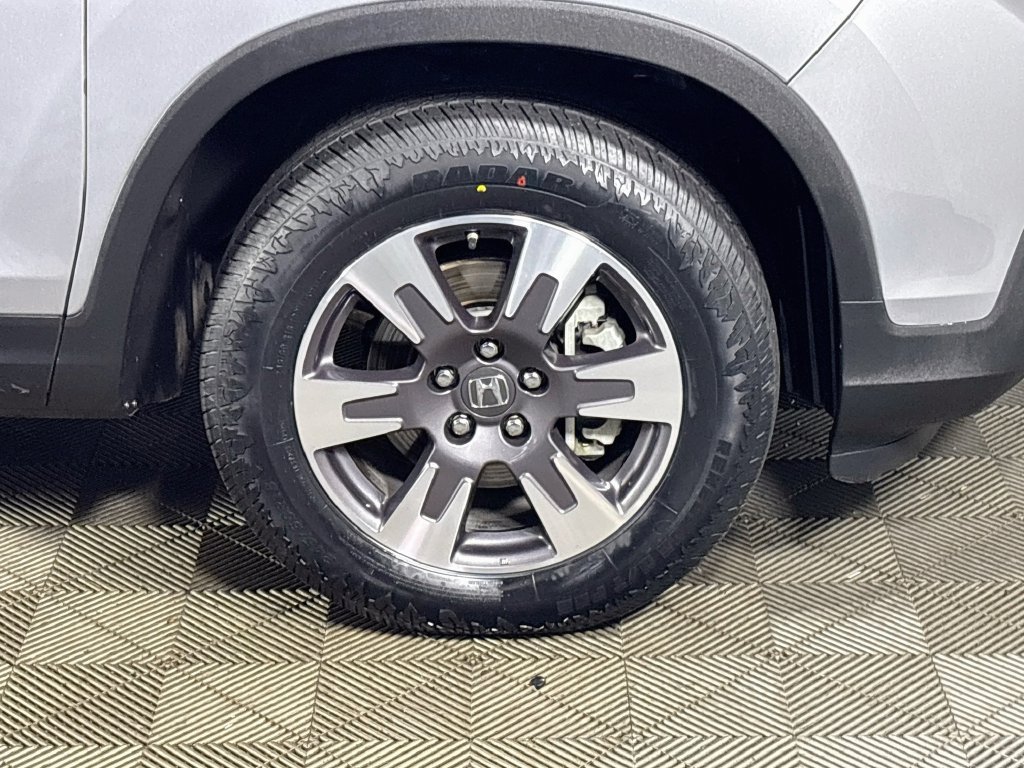 Used 2017 Silver Honda RTL-E image 24