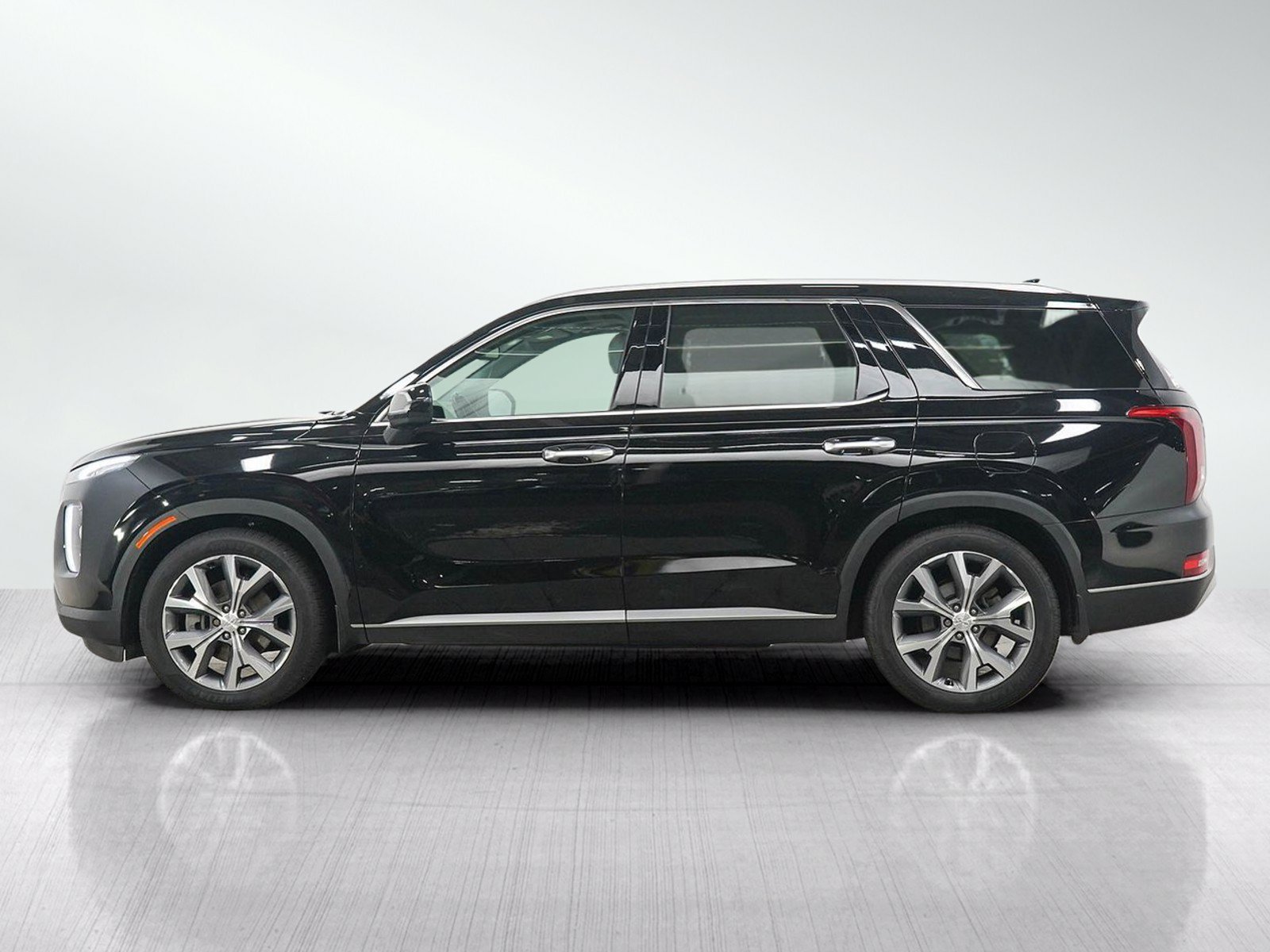 Certified 2022 Hyundai Palisade SEL with VIN KM8R4DHE2NU339275 for sale in Minneapolis, Minnesota
