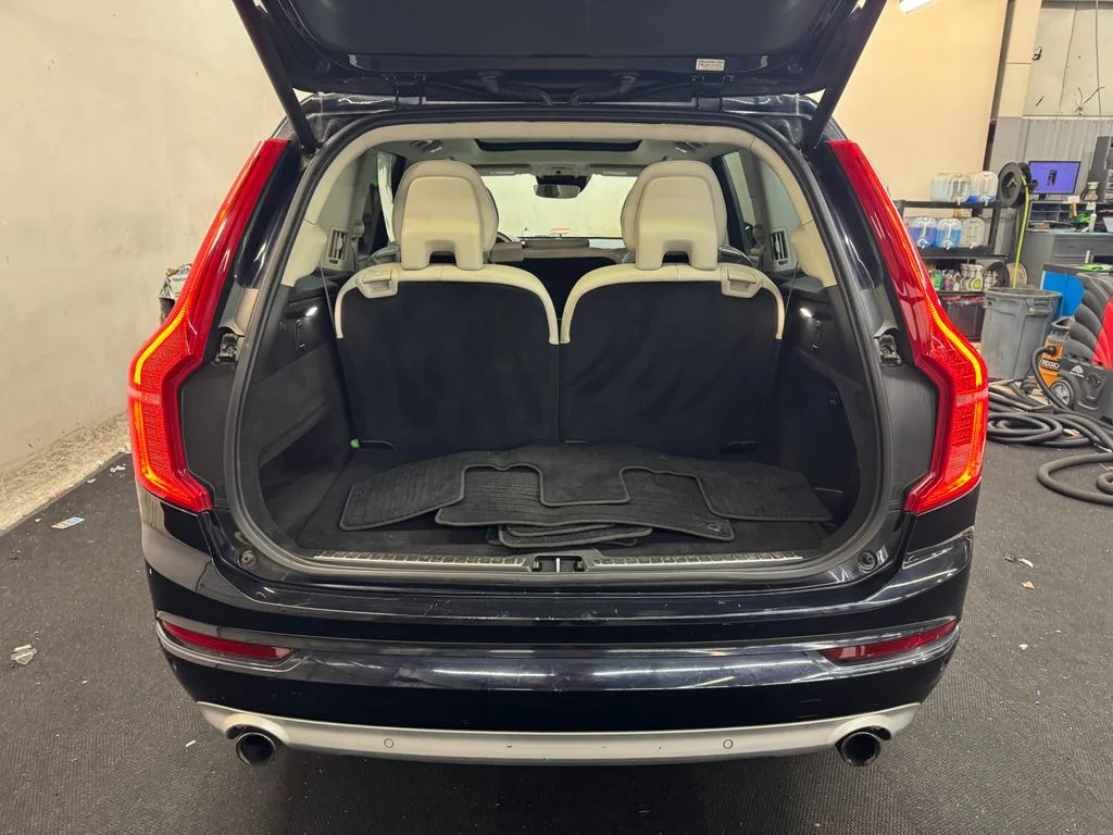 Used 2019 Blue Volvo T5 Momentum image 6