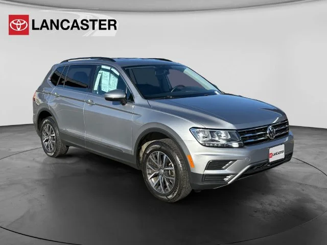 Used 2020 Silver Volkswagen 2.0T SE image 1