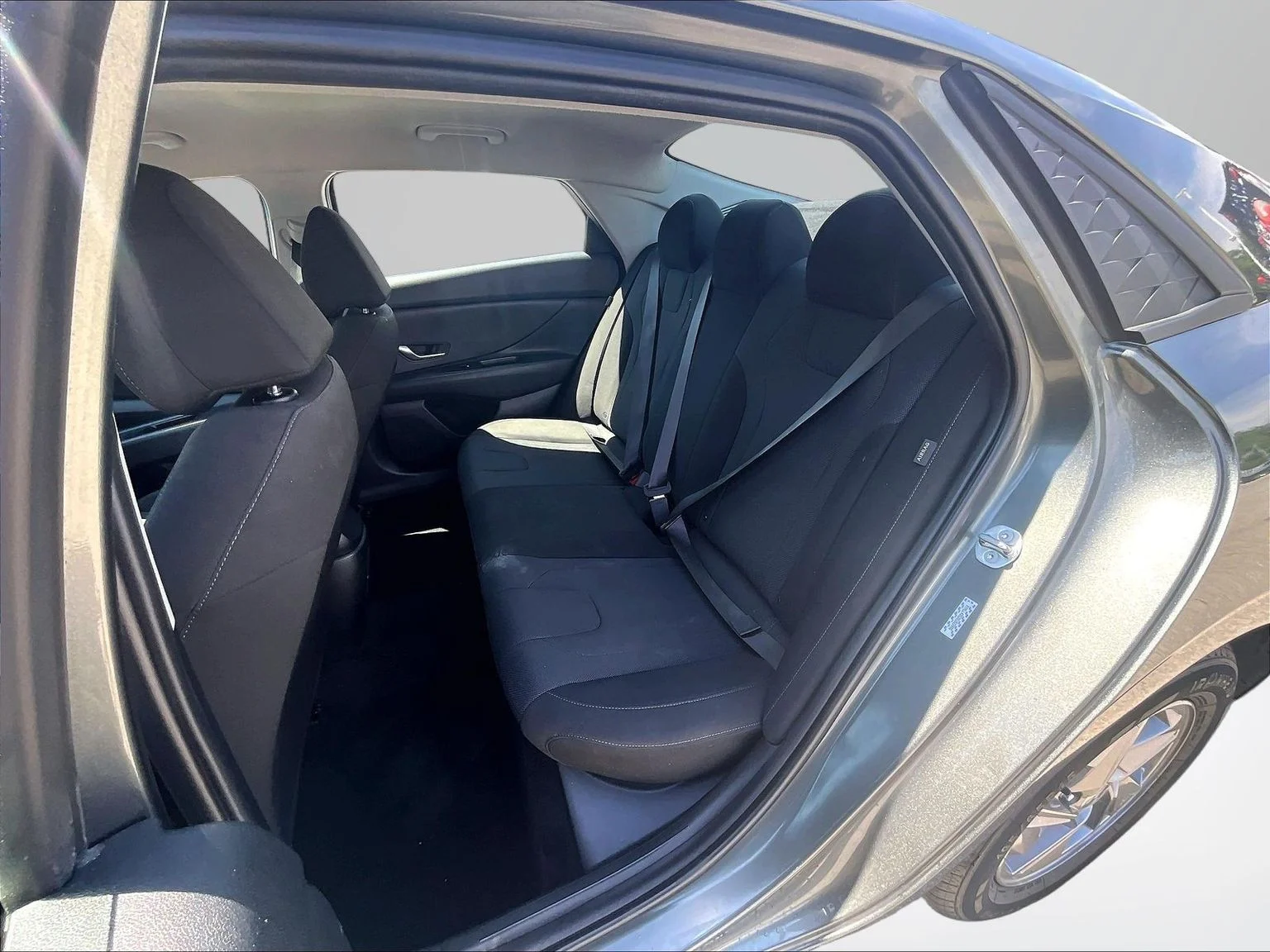 Used 2024 Gray Hyundai SE image 27