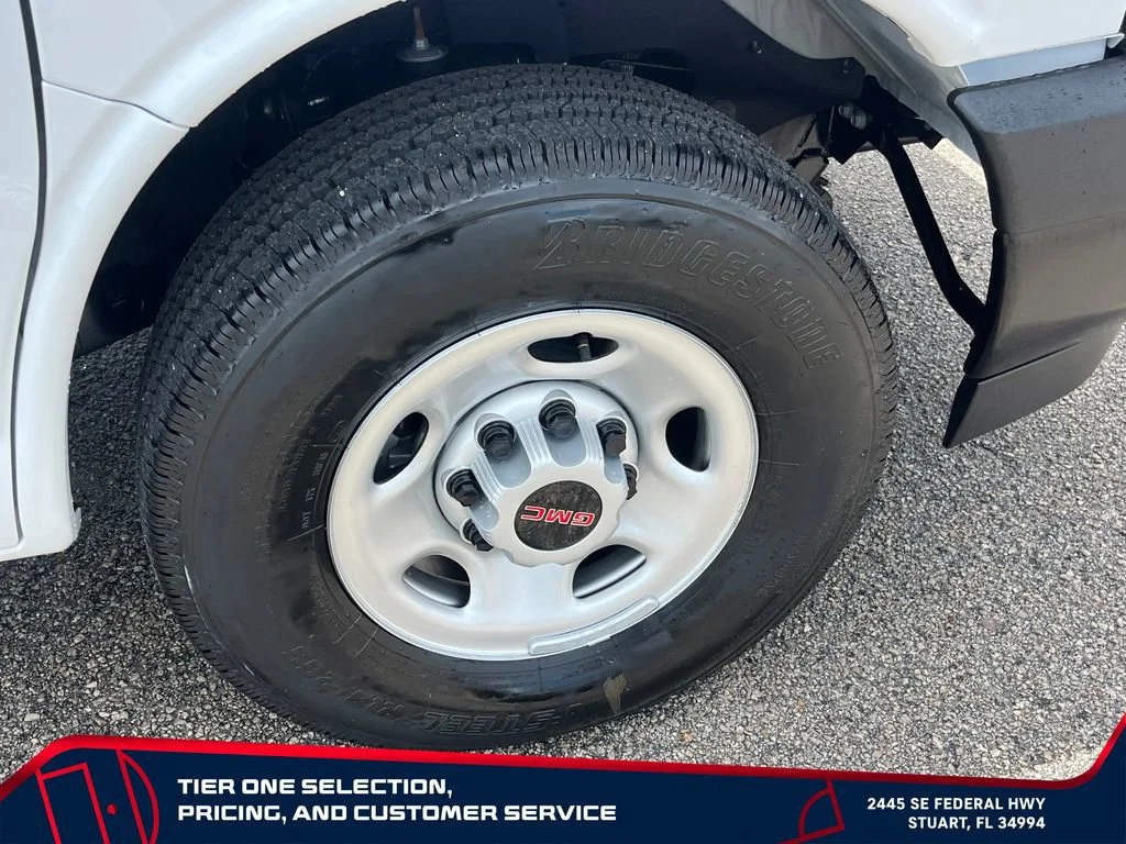 New 2026 Summit White GMC Work Van image 15