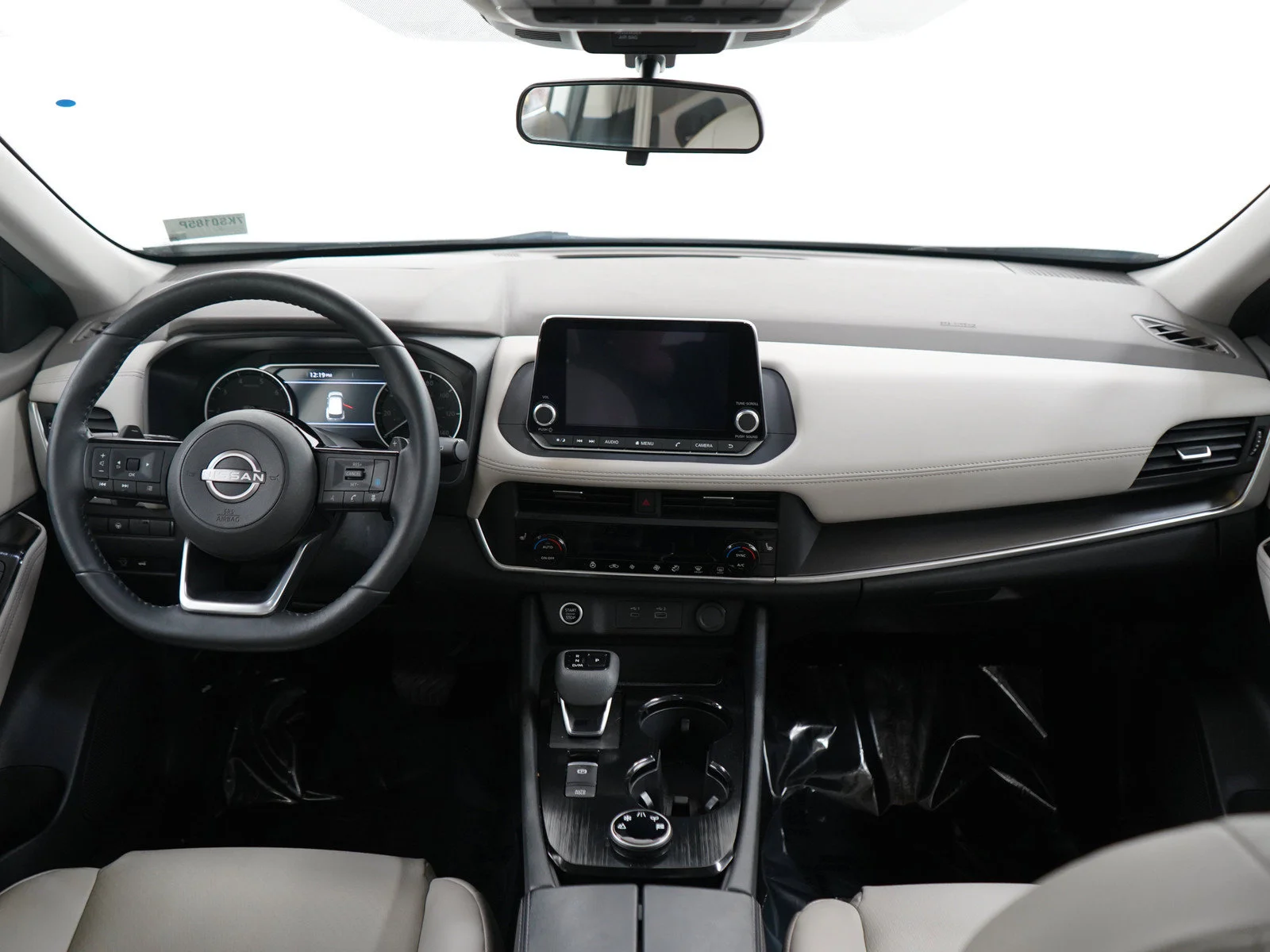Used 2023 Pearl White Tricoat Nissan SV image 13