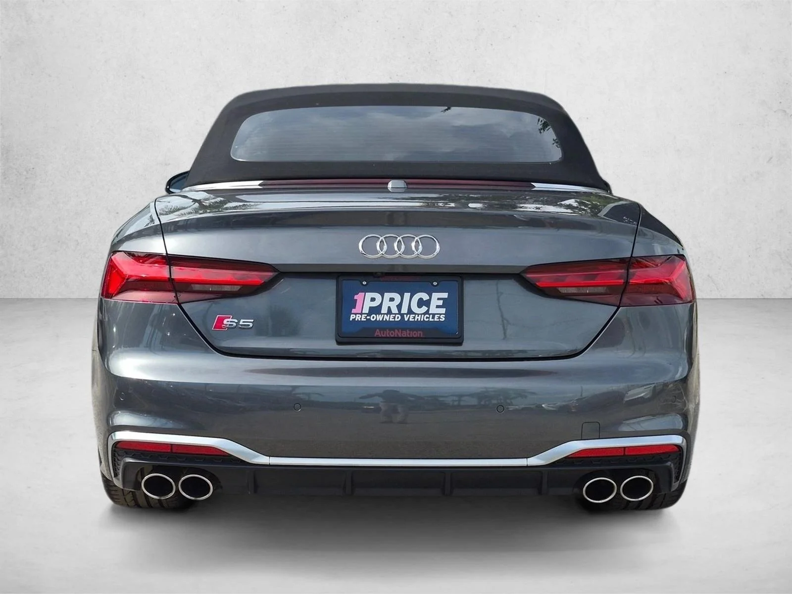 Used 2024 Grey Audi Premium Plus image 7