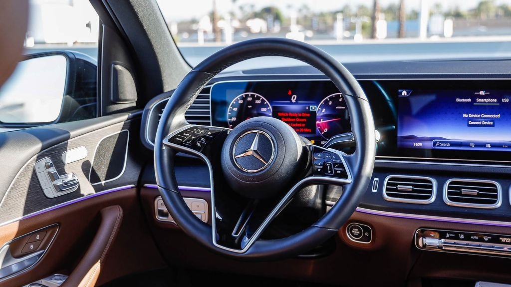 Used 2024 Twilight Blue Metallic Mercedes-Benz GLE 350 image 18