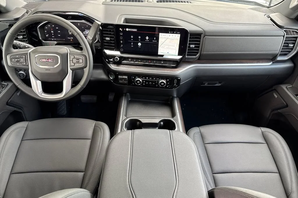 2026 GMC Sierra 2500HD SLT - Photo 10