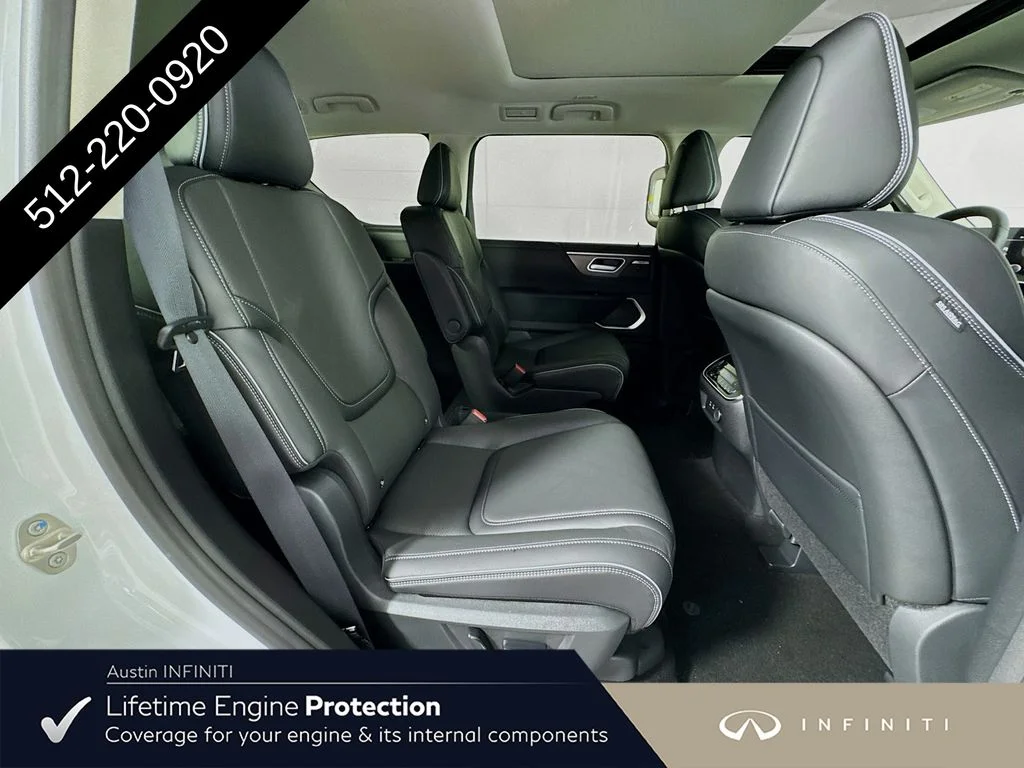 New 2027 White INFINITI LUXE image 38