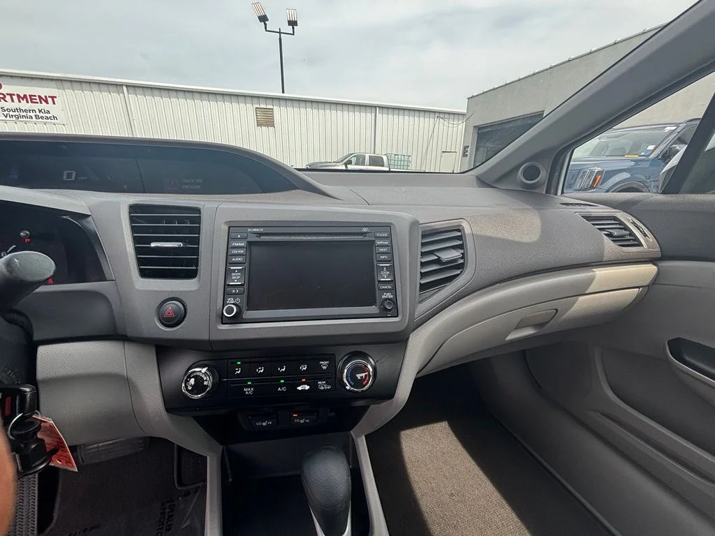 Used 2012  Honda EX-L image 13