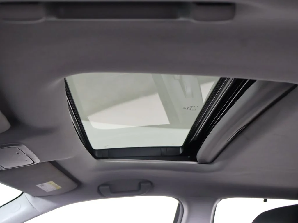 Used 2022 Gray Honda EX-L image 19