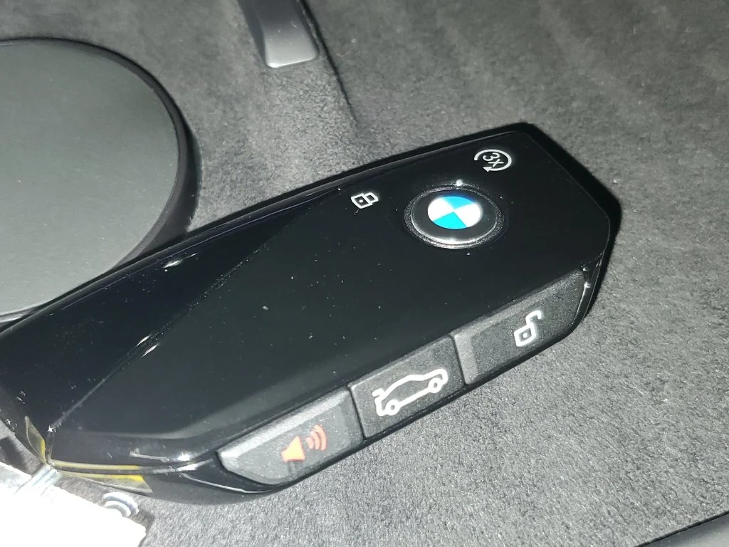 New 2027 BMW Individual Two-Tone Oxide Grey Metallic with Black Sapphire Metallic BMW  image 27