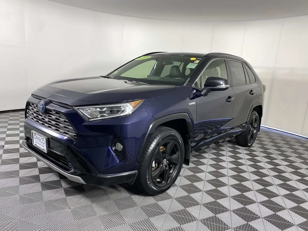 Used 2020 Blue Toyota XSE image 4