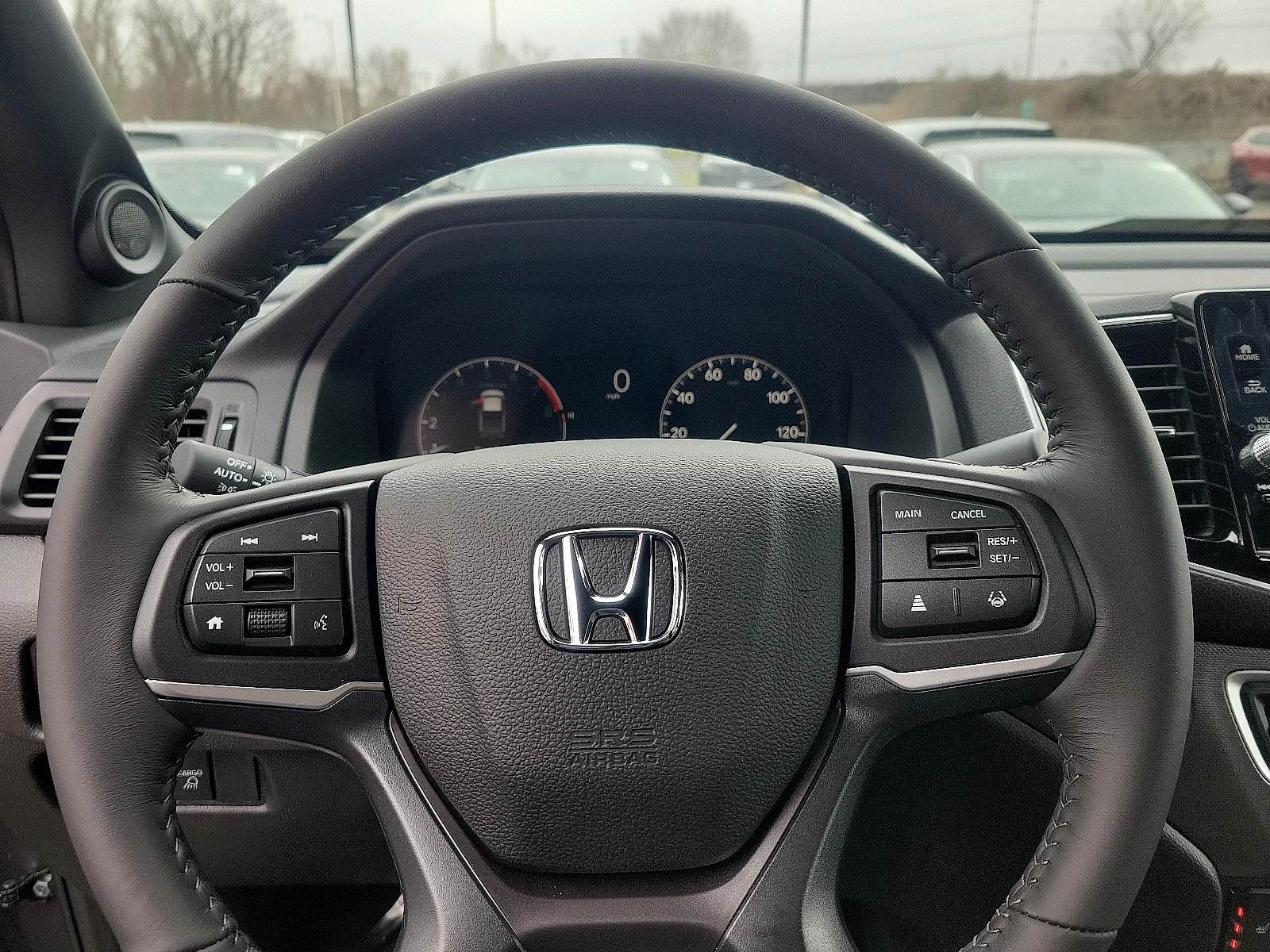 New 2026 Platinum White Pearl Honda RTL image 10