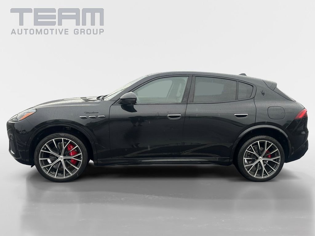 Used 2023  Maserati Modena image 4