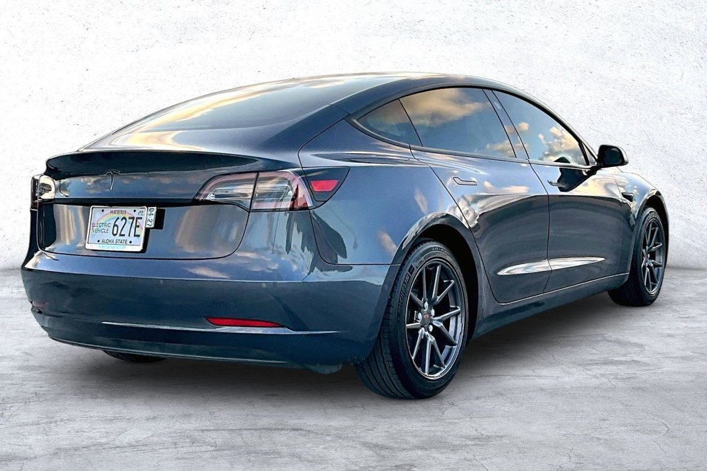Used 2019 Tesla Model 3 Mid Range with VIN 5YJ3E1EA2KF208276 for sale in Kailua, HI