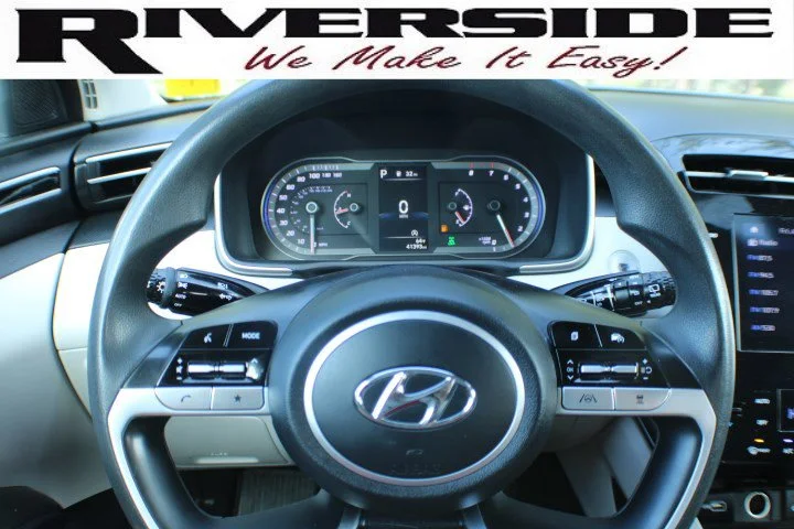 Used 2024 Dark Gray Metallic Hyundai SEL image 8