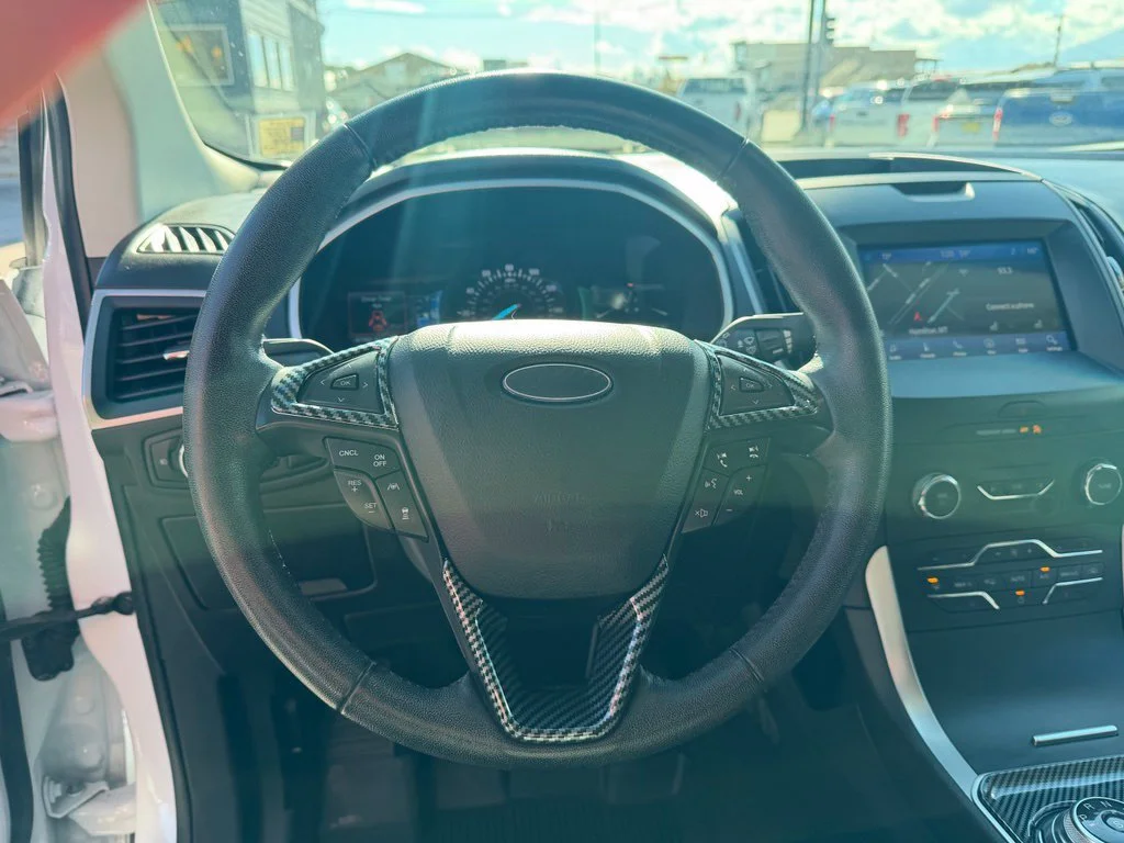 Used 2020 White Ford SEL image 12