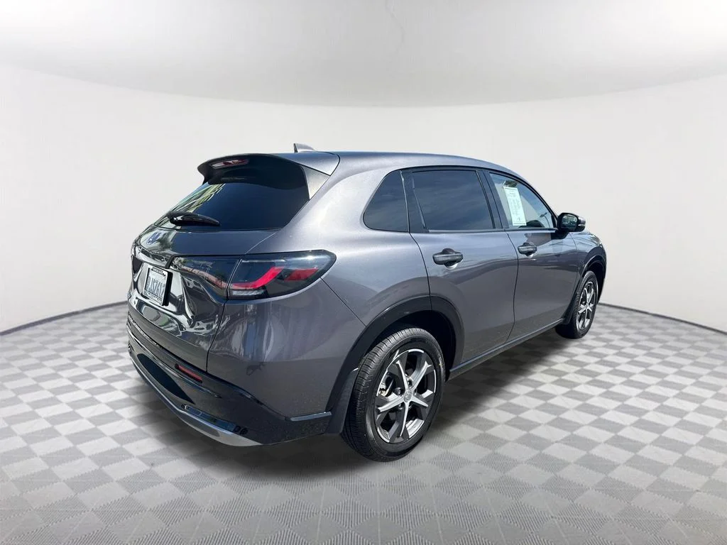 Used 2024 Gray Honda EX-L image 4