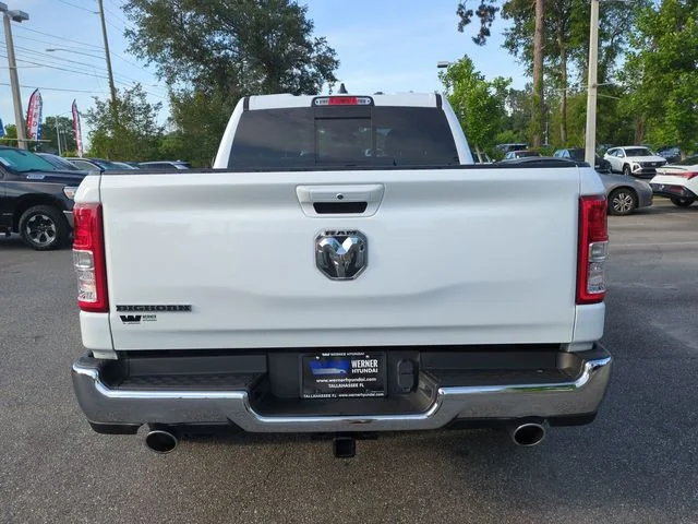 Used 2022 White Ram Big Horn/Lone Star image 6
