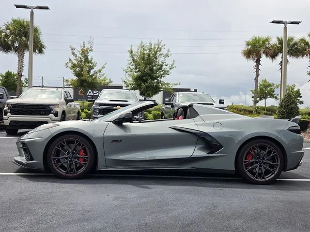 Used 2023 Gray Chevrolet Stingray image 3