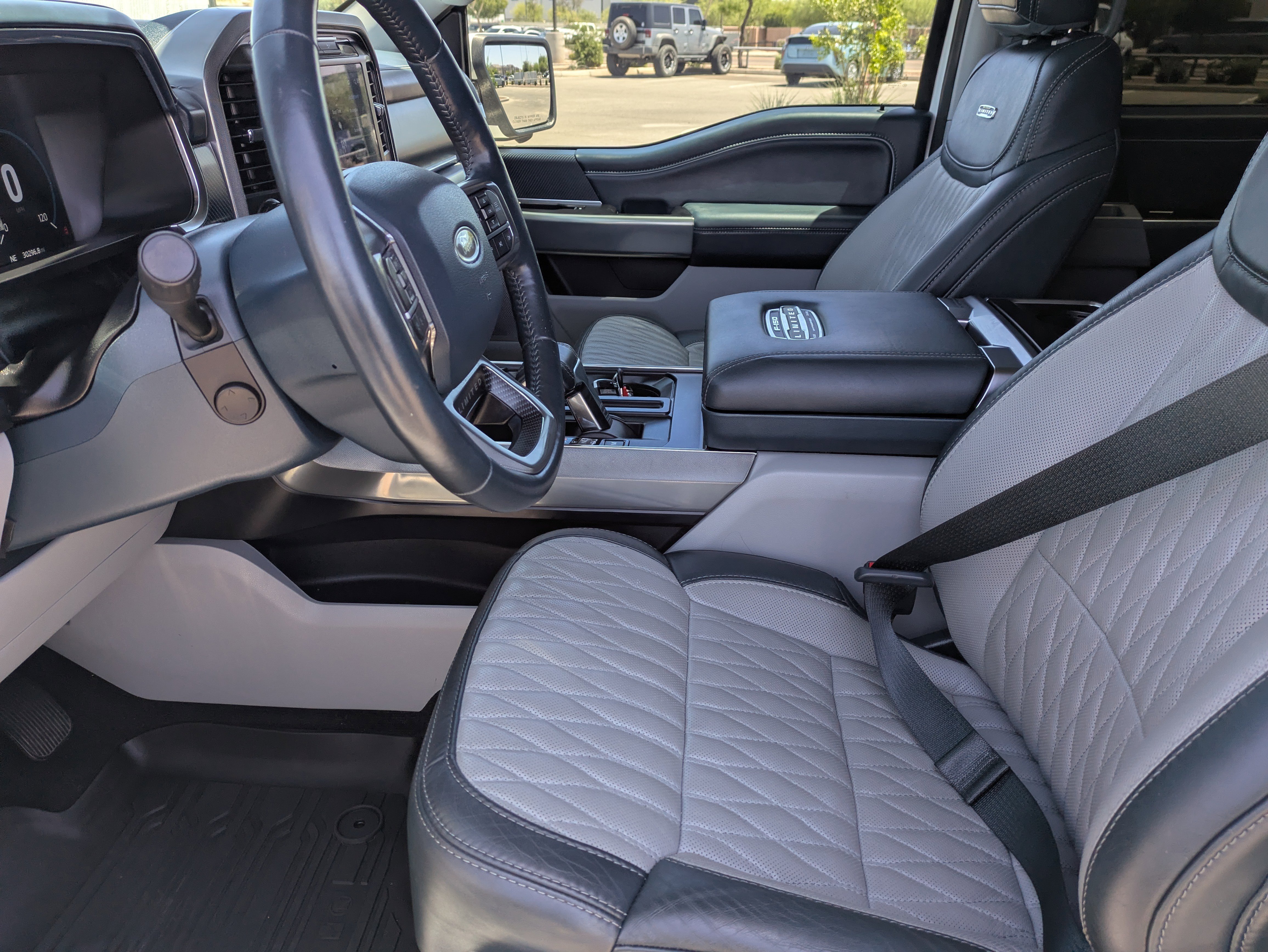 Used 2023 White Metallic Ford Limited image 24