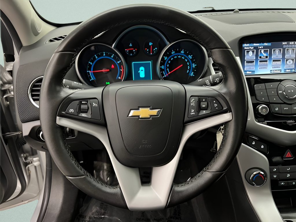 Used 2013 Silver Ice Metallic Chevrolet 1LT image 17