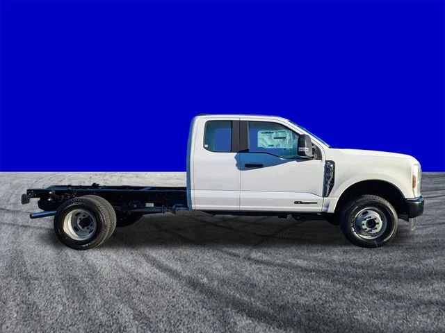 New 2026 White Ford XL image 3