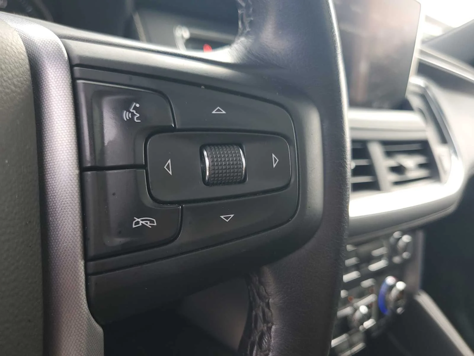 Used 2021 ONYX BLACK GMC SLT image 27