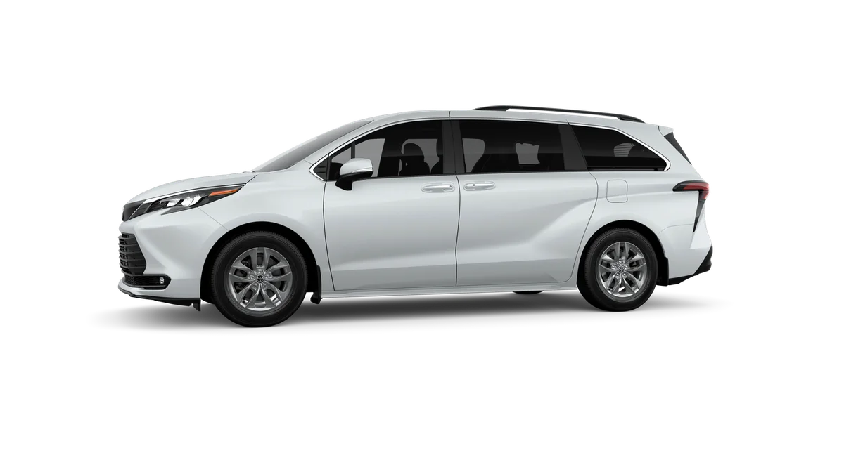 New 2026 Wind Chill Pearl Toyota XLE image 3