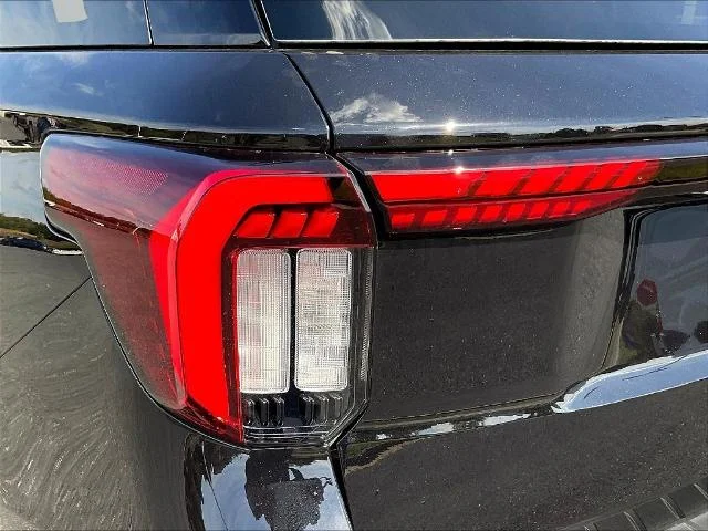 New 2027 Agate Black Metallic Ford ST image 76