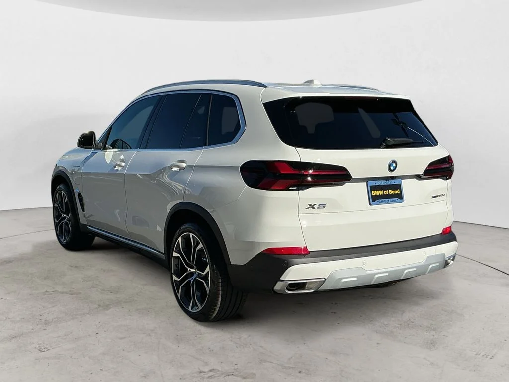 New 2026 White BMW xDrive50e image 7