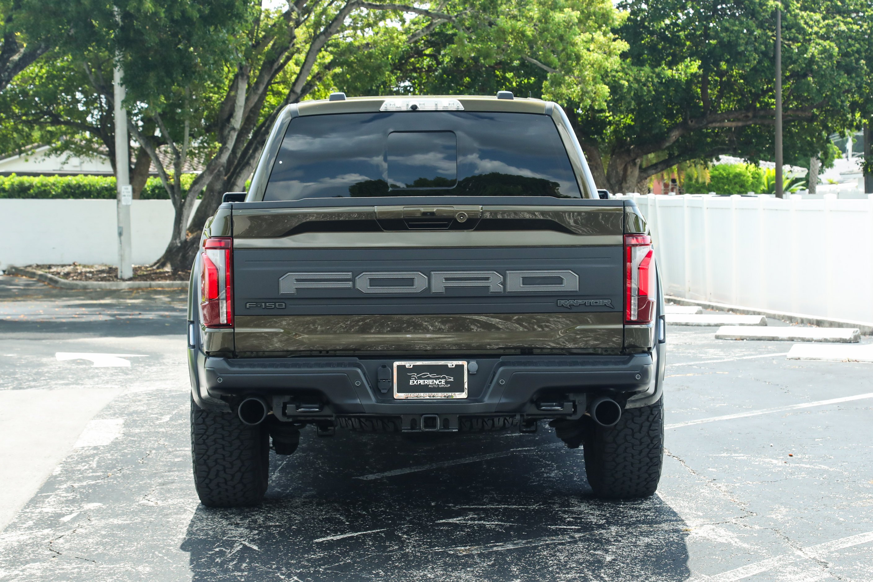 Used 2025 Green Ford Raptor image 4