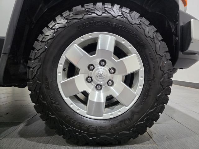 Used 2007 Silver Toyota Base image 25