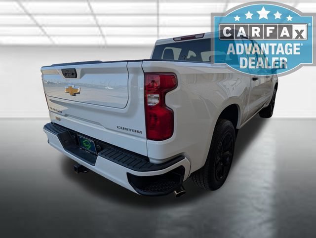 Used 2025 Summit White Chevrolet Custom image 27