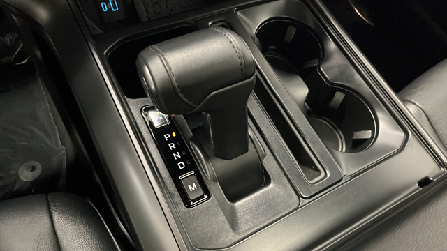Used 2024 Agate Black Metallic Ford XLT image 19