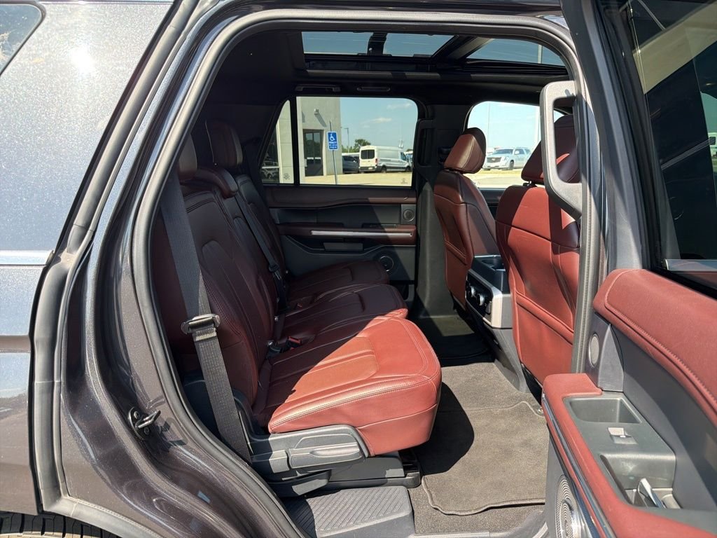 Used 2024 Dark Matter Gray Metallic Ford Limited image 19