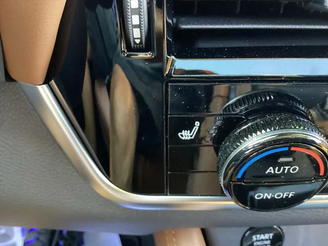 Used 2026 Gun Metallic Nissan Platinum image 17