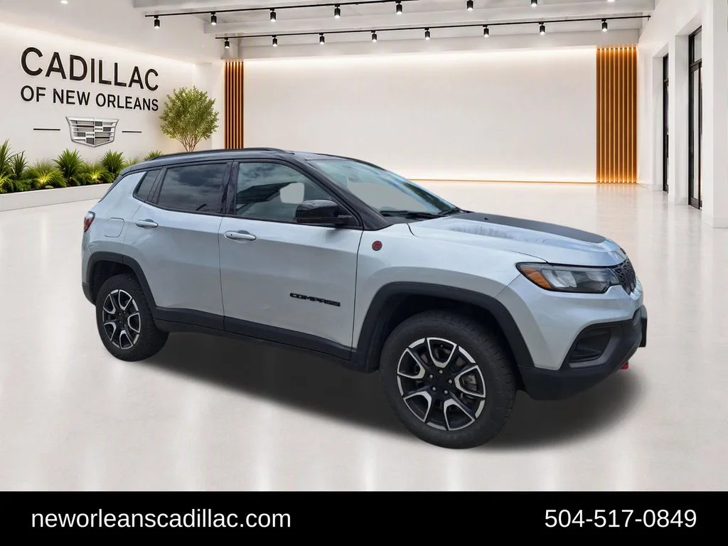 Used 2024 Silver Jeep Trailhawk image 1