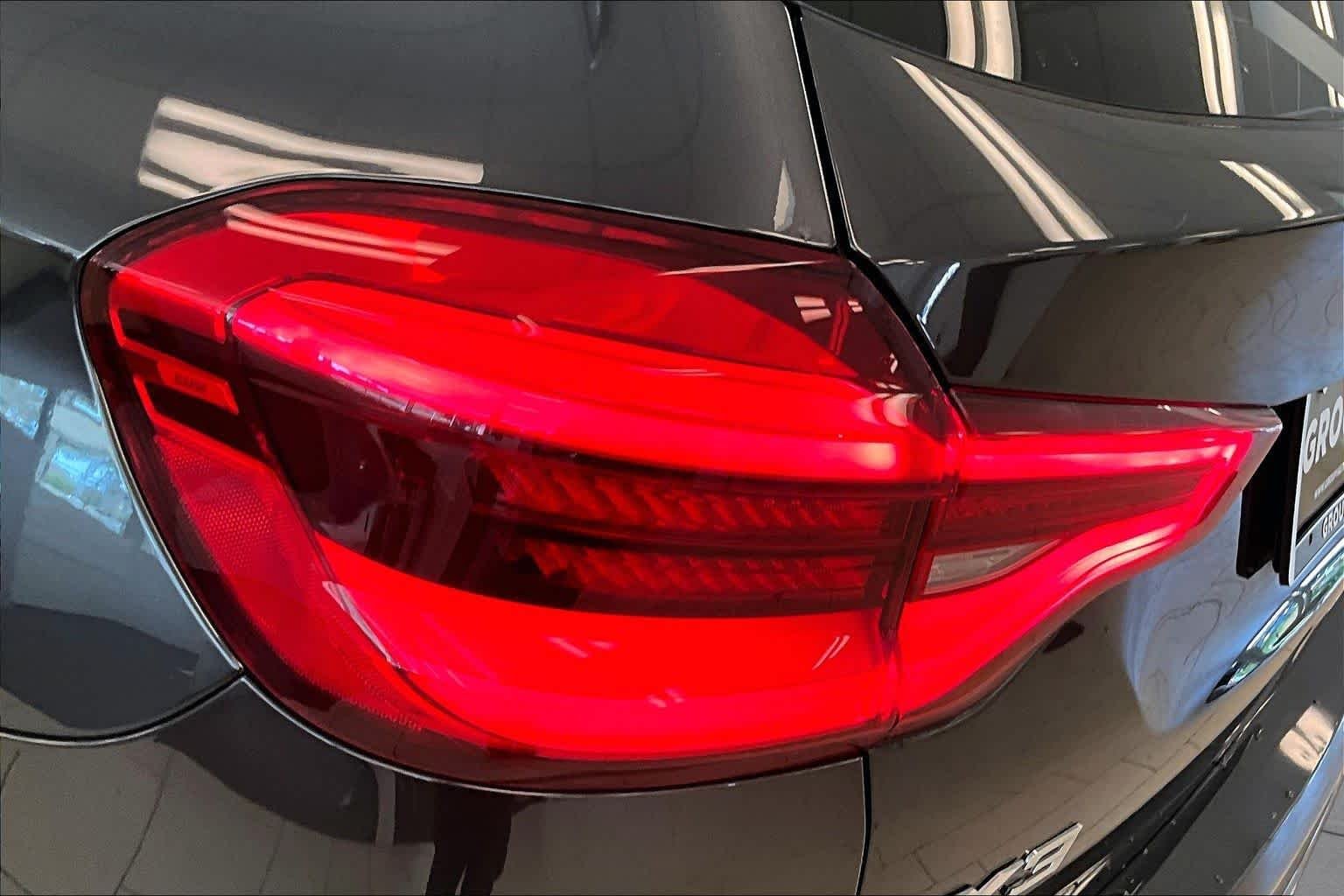 Used 2020 Dark Graphite Metallic BMW sDrive30i image 28