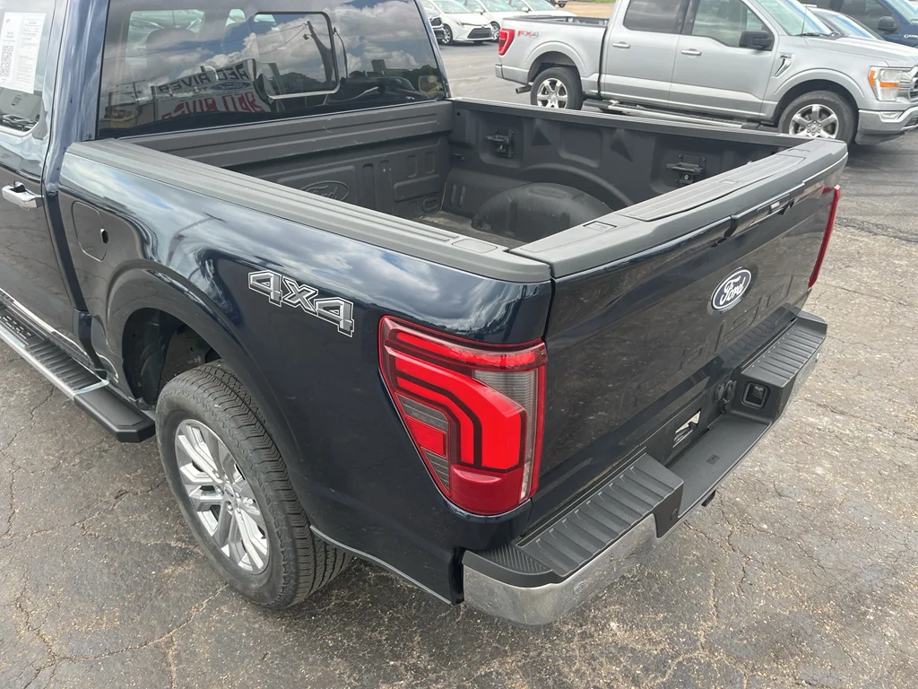 Used 2024 Antimatter Blue Metallic Ford LARIAT image 14