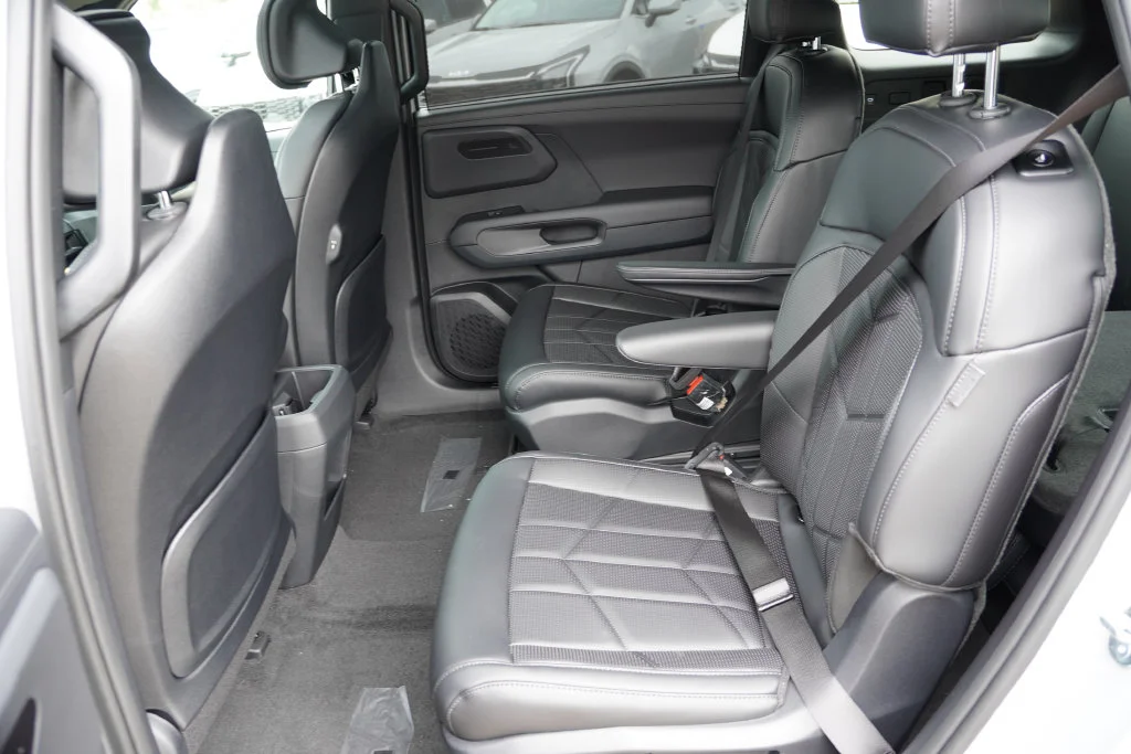 New 2027 Wolf Gray Kia X-Line EX image 11
