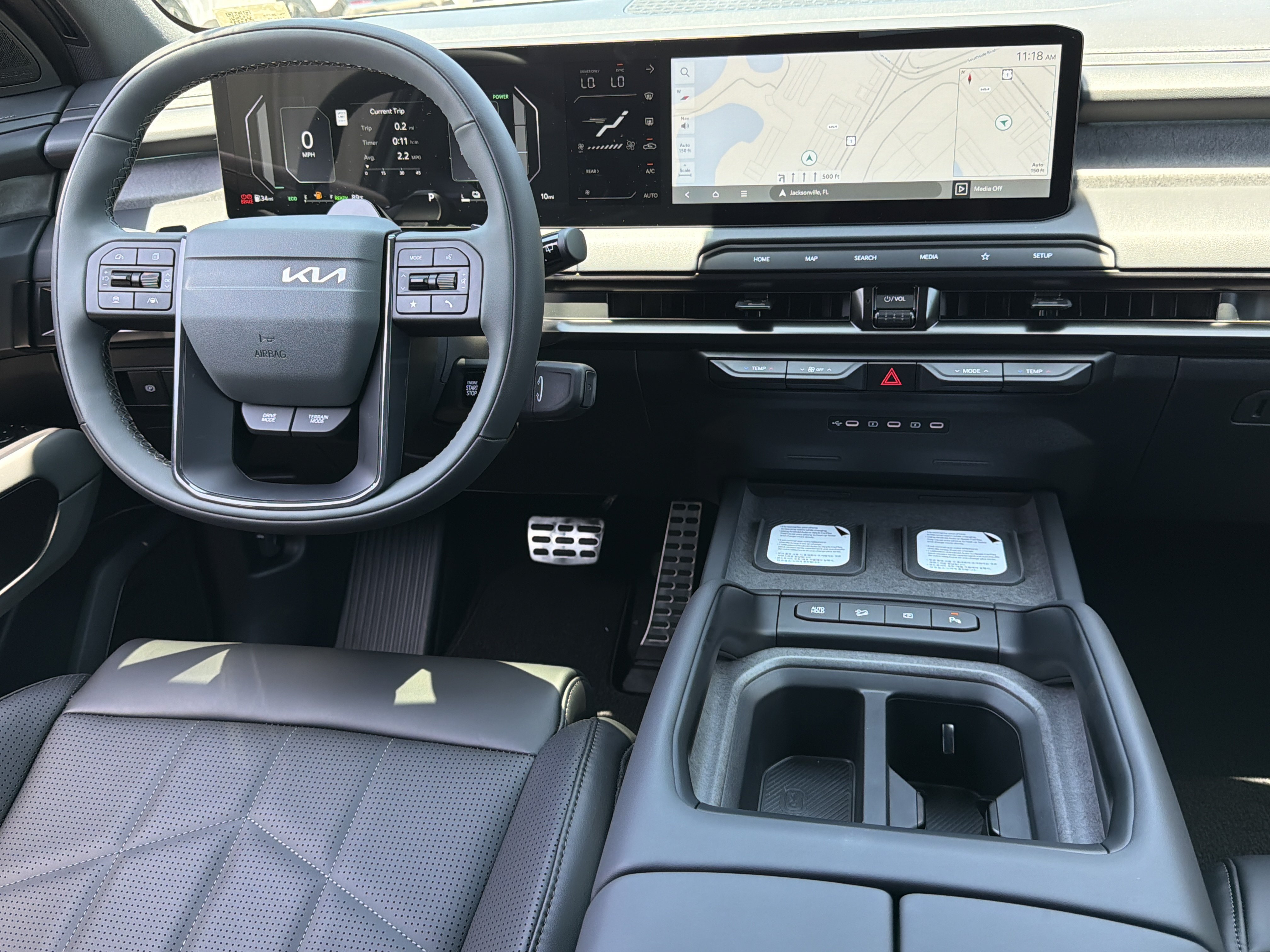 New 2027 Glacial White Pearl Kia X-LINE SX image 6