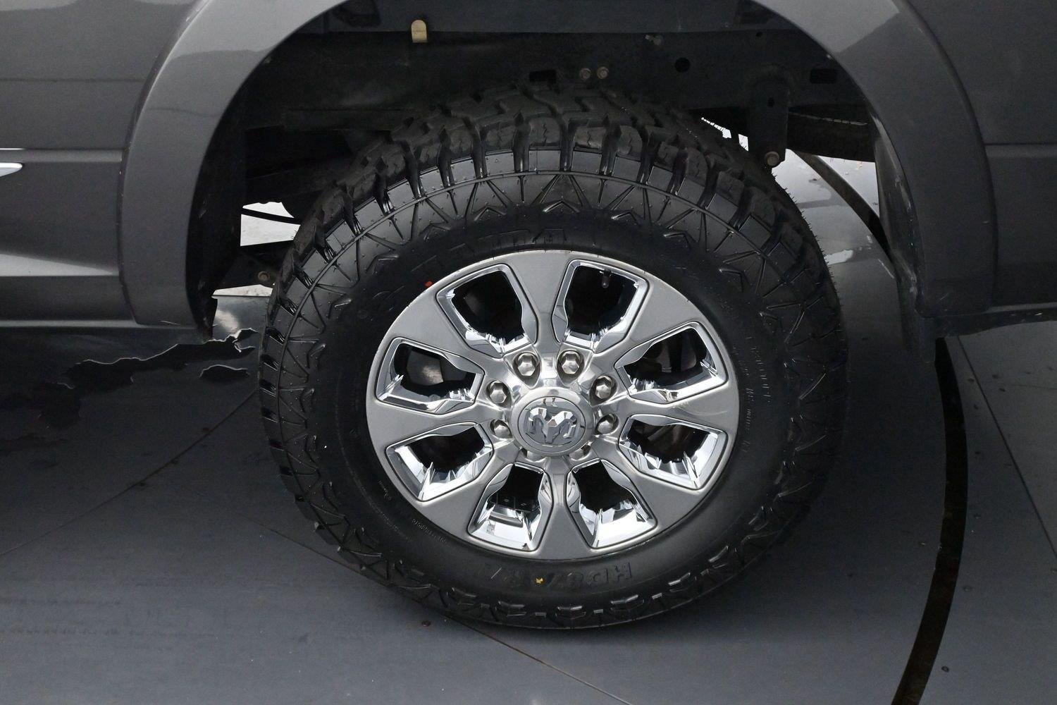 Used 2020 Granite Crystal Metallic Clearcoat Ram Limited image 35